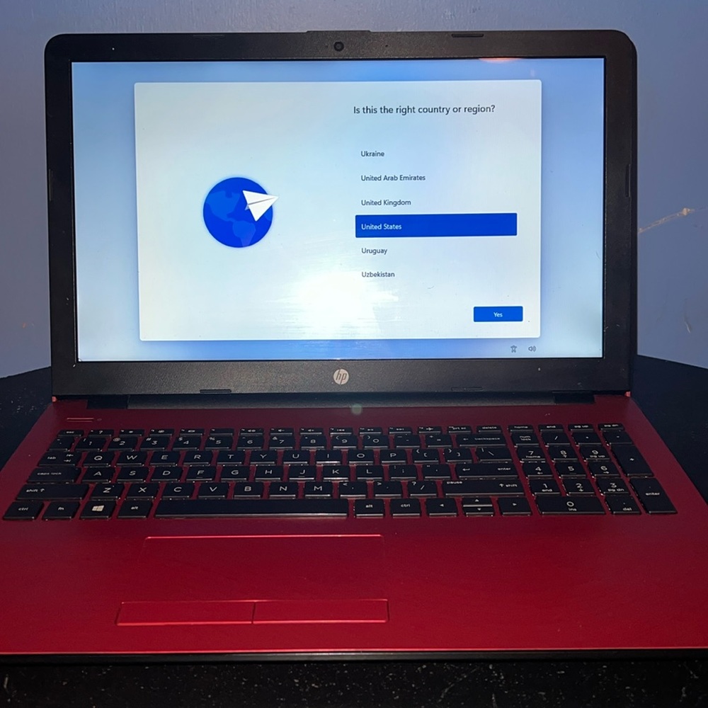HP 15.6" Touchscreen, Intel Pentium Silver N5000, 4GB SDRAM
